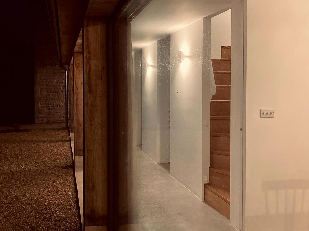 High Cogges Farm Holiday Cottages - The Cart Shed ウィットニー エクステリア 写真